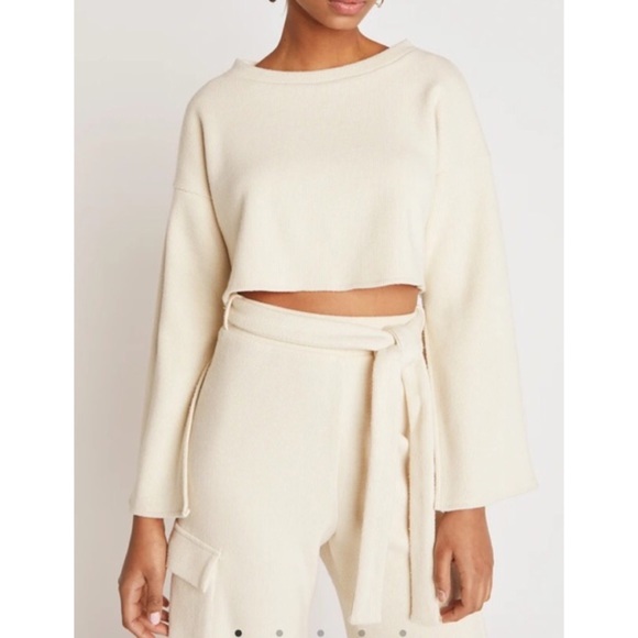 Choosy Elsa Cream Cropped Slouchy Slit Bell Sleeve Boxy Sweater Size Small - Picture 3 of 16